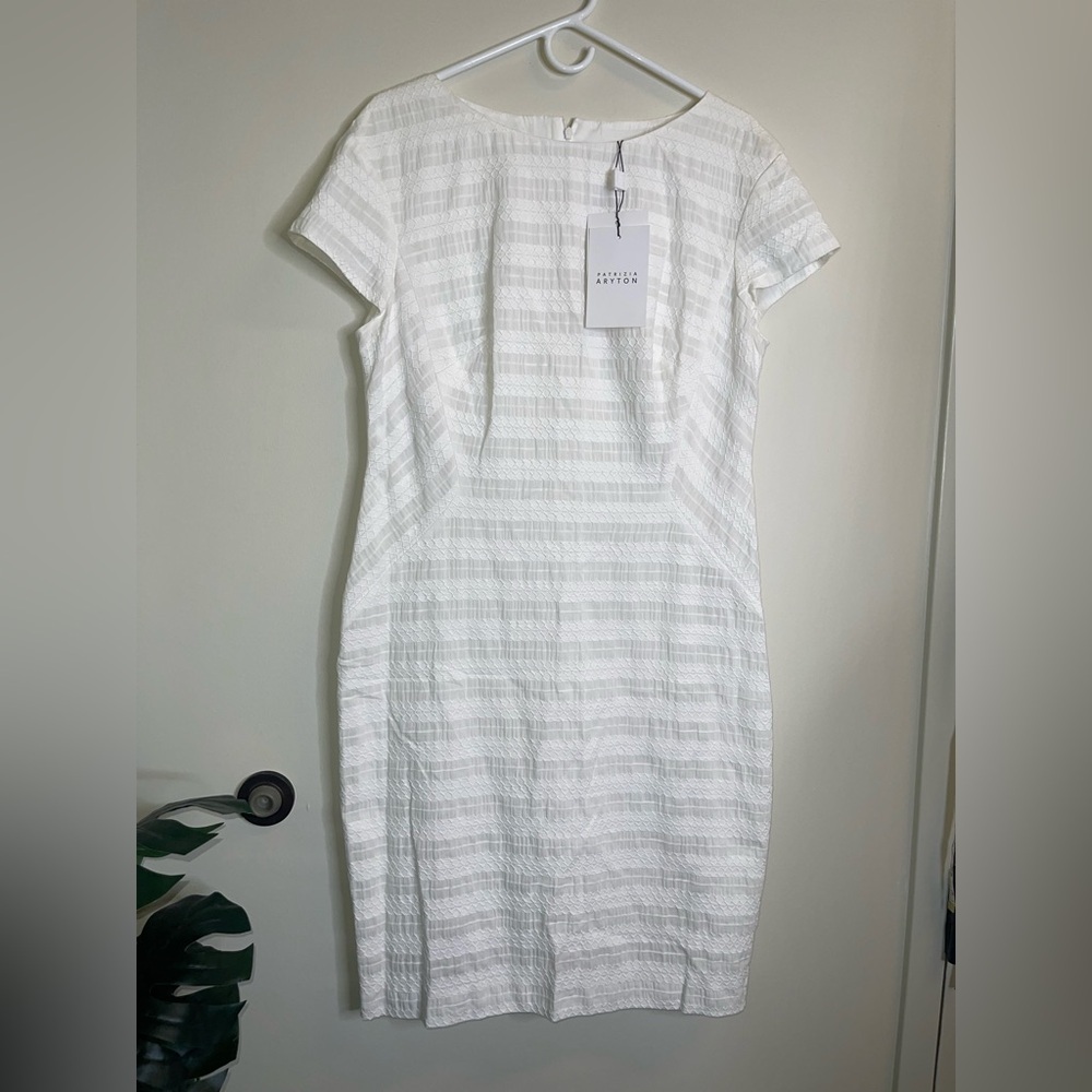 Elegant White Textured Midi Dress